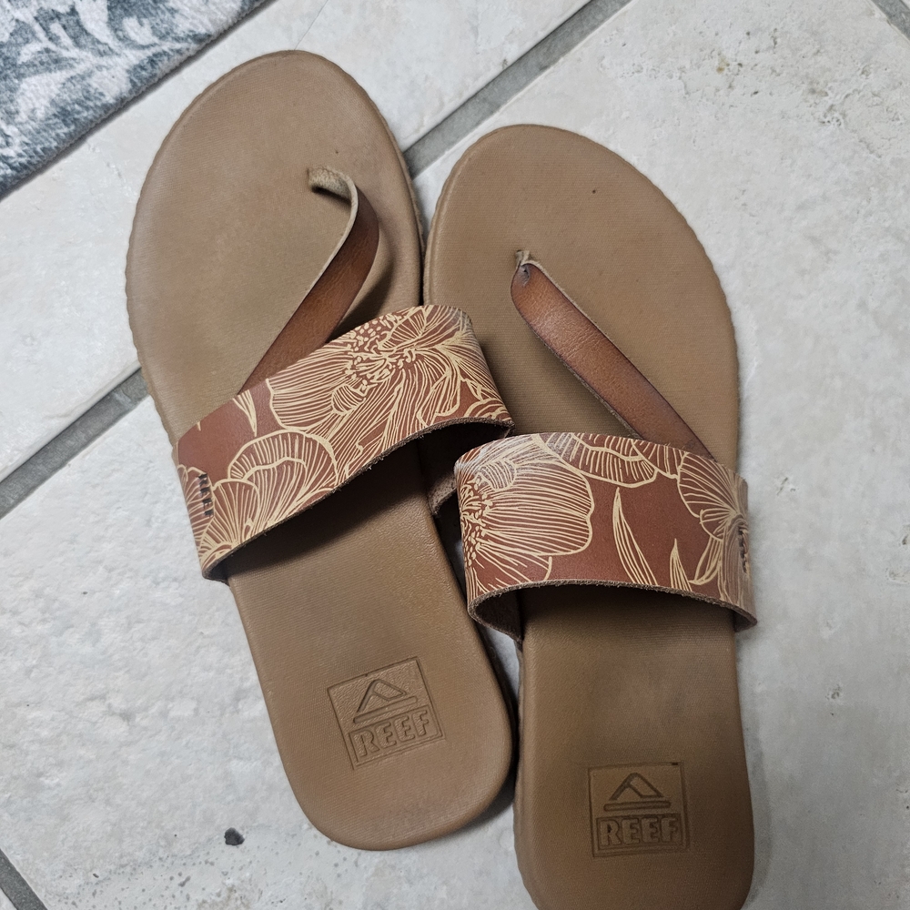 Reef Women's Brown Sandals